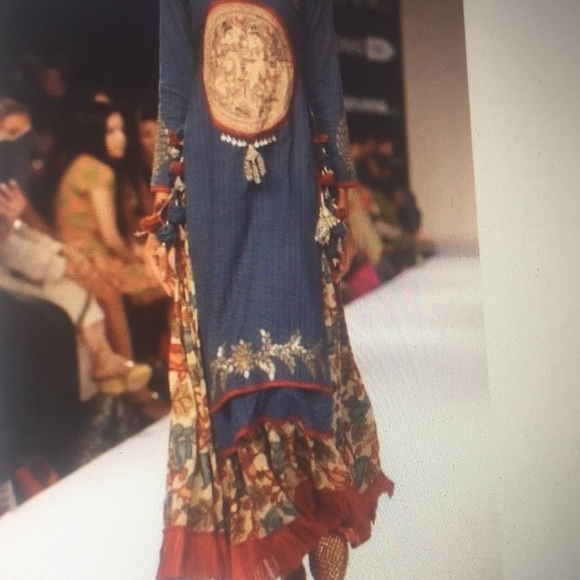 Dresses & Skirts - Just in pretty Ethnic Boho Maxi print dress